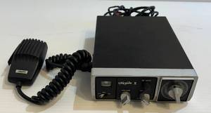 lot 119 image: Vintage Hy-Gain II 23 Channel Citizens Band CB Radio WMicrophone And 12V Lighter Hookup (Untested)