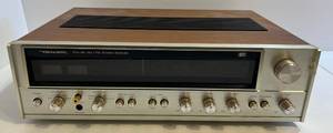 lot 133 image: Vintage Realistic STA-90 AMFM Syereo Receiver Wood (Working)