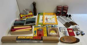 lot 161 image: Group Of Misc. Vintage Items