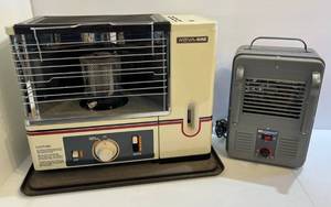 lot 168 image: Two Heaters 1 Lakewood Electric 1 Nova Nine Kerosene