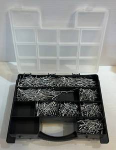 lot 360 image: Rivet Guns And Misc. Rivets
