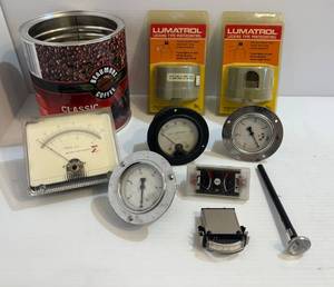 lot 246 image: Group Of Misc. Vintage Knobs And Gauges