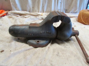 lot 11 image: Vintage Wilton Vise