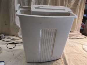 lot 59 image: Paper Shredder