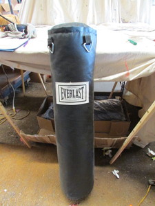 lot 69 image: Heavy Bag