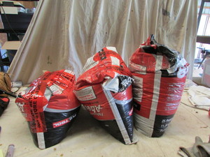lot 71 image: Floor Absorbant