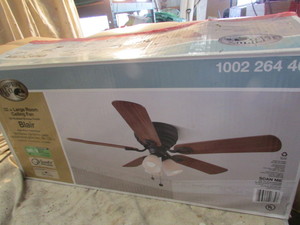 lot 106 image: Room Fan