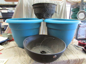 lot 115 image: Flower Pot Lot