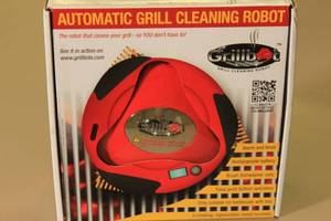 lot 39 image: Grillbot Automatic Grill Cleaning Robot