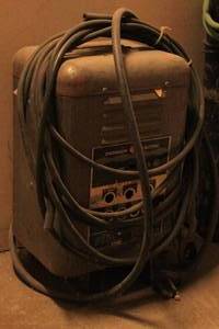 lot 75 image: Emerson Electric 180 Amp AC Arc Welder 3 Phase