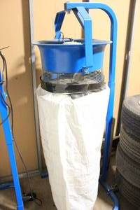 lot 77 image: Patterson 18 Hybrid Industrial Fan Patant Pending w Air Chute