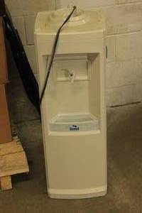 lot 15 image: Glenwood Inglewood Water Dispenser - No Jug