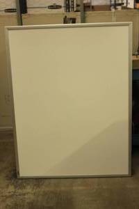 lot 36 image: Whiteboard, 3 x 4