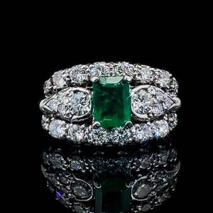 Amazing Estate 2.50 Carats Emerald & Diamond Cluster Ring in 14k White Gold $6900 Retail VIDEO