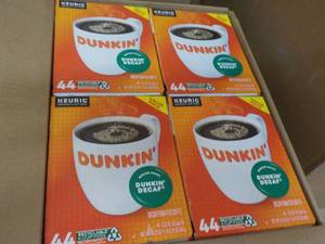 4 - 44 ct Keurig Dunkin Decaf Coffe...