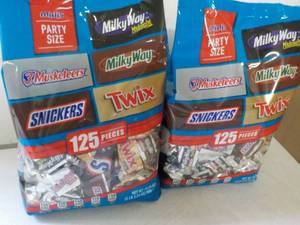 2 - 35.24 oz Bags Party Size Minis...