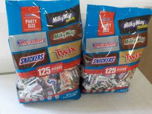 2 - 35.24 oz Bags Party Size Minis...
