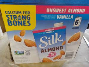 6 qts Unsweet Vanilla Silk Almond M...