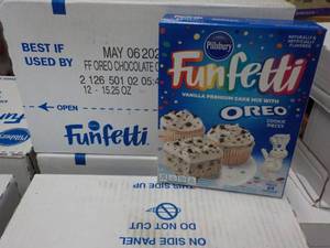 12 - 15.25 oz boxes Pillsbury Funfe...