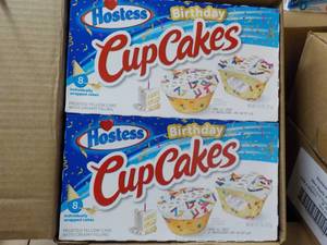 8 ct Hostess Cupcakes individually ...