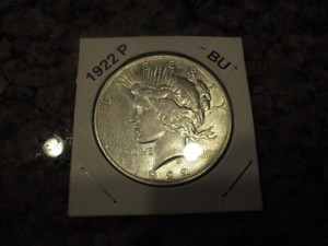 1922-P (Philadelphia Mint) Silver Peace Dollar - Cartwheel Effect and Original Mint Luster