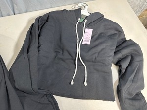 6 New Hooded Sweatshirts - Size Medium