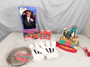Vintage Holiday Decor