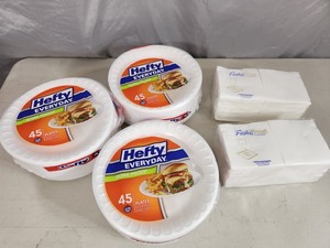 New Hefty Plates and Napkins