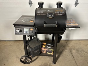 Brand New Oklahoma Joes Rider 600 Pellet Grill