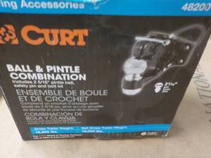 Curt 48200 Ball and Pintle Combinat...