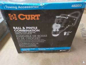 Curt 48200 Ball and Pintle Combinat...