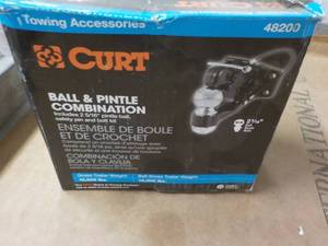Curt 48200 Ball and Pintle Combinat...