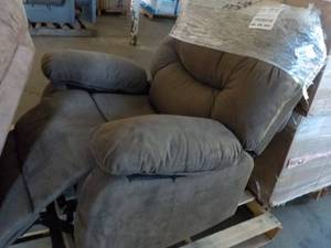 Recliner- works...