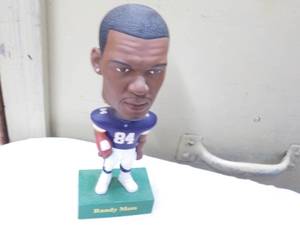 Randy Moss Bobble Head...