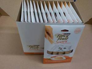 15 ct Purina Fancy Feast Savory Cat...