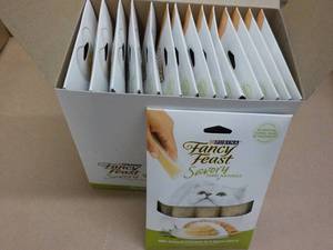 15 ct Purina Fancy Feast Savory Cat...