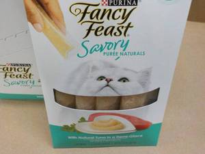 15 ct Purina Fancy Feast Savory Cat...