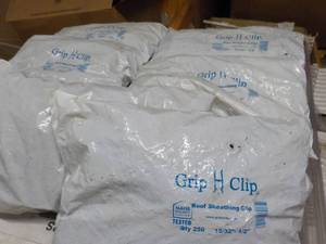7 bags Grip H Clips Roof sheathing ...
