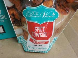 8 - 7 oz Bags Pioneer Women Spicy C...