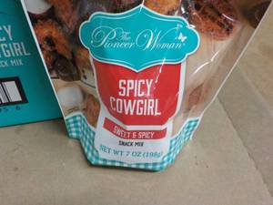 8 - 7 oz Bags Pioneer Women Spicy C...