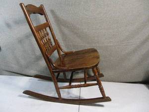 lot 14 image: Kids Rocking Chairs