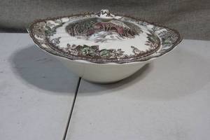 lot 26 image: Friendly Village by Johnson Brothers Covered Vegetable Bowl 9.25 x 10.25