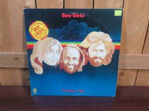 lot 157 image: Bee Gees - Mondays Rain - 1978 - Vinyl Record