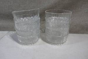 lot 57 image: Lot of 8 Round Crystal Dishes