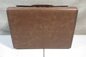 lot 70 image: Vintage Leather Bound Cassette Case
