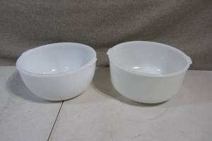 lot 75 image: Set of 2 GlasBake White Bowls