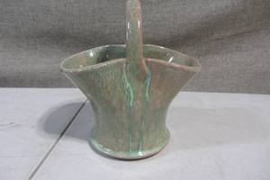 lot 81 image: Hand Made Ceramic Flower Basket