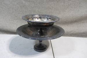 lot 100 image: Set of 2 Silver Serving Candy Dishes