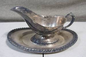 lot 101 image: Silver Gravy Boat and Serving Dish