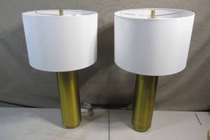 lot 117 image: Set of 2 Golden Colored Lamps w Shades
